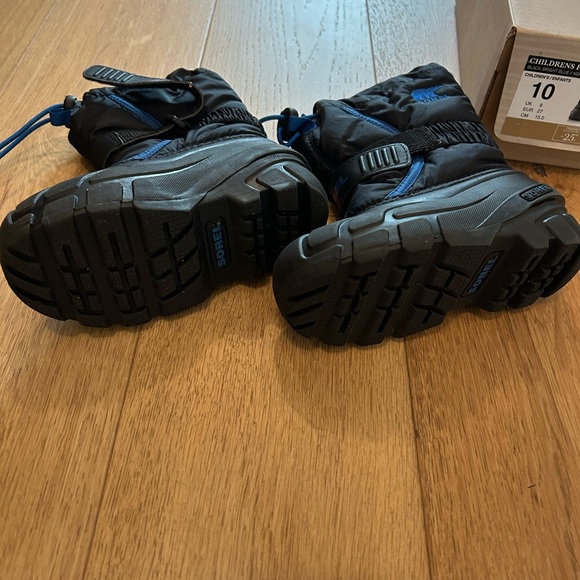 Sorel Children's Black and Bright Blue Flurry Boots - Picture 2 of 5